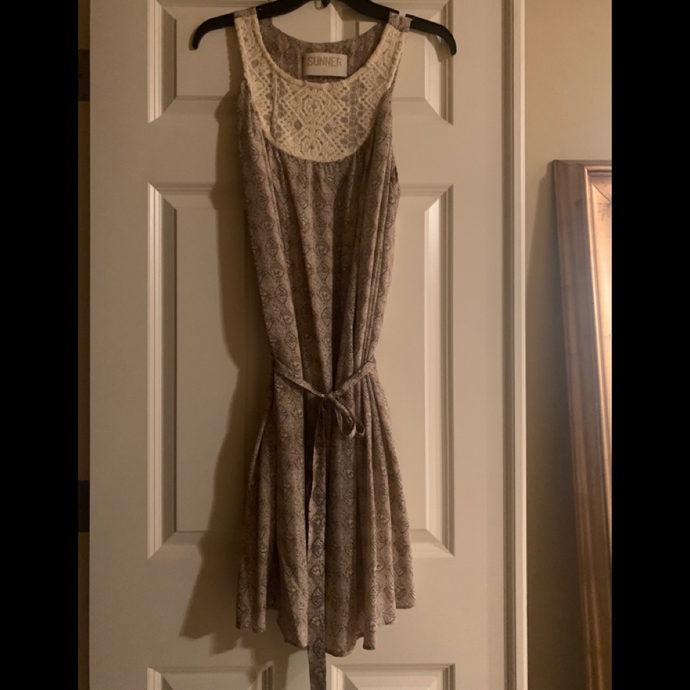 Sleeveless print 100% silk dress